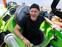 James Cameron logra descender hasta el punto más profundo de la Tierra