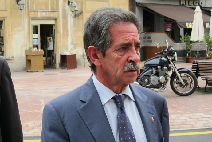 Miguel Ángel Revilla