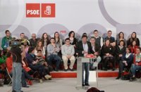 El PSOE confía en que el voto emigrante le otorgue un escaño más en el occidente