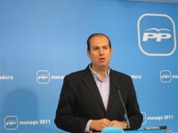 El PP extremeño conmina a Arenas e IU a lograr en Andalucía un gobierno de "cambio a la calidad democrática"