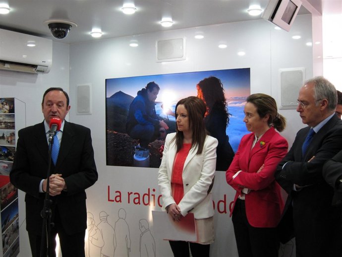 Sanz En Exposición De RNE