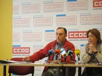 UGT y CC.OO. protestan por los servicios mínimos en educación