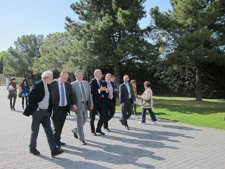 Lissavetzky Visita El Polideportivo Municipal Luis Aragonés