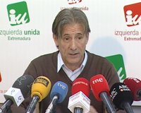 IU Extremadura reivindica el derecho a "no pactar" con el PSOE