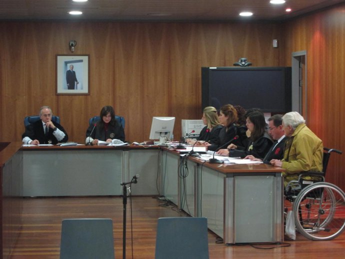 El Acusado Ante El Tribunal Que Le Juzga