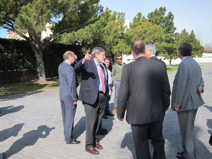 Visita De Lissavetzky Al Polideportivo Luis Aragonés