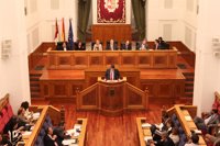 Arnedo niega que la Junta de Personal de las Cortes haya pedido reconsiderar la convocatoria del pleno