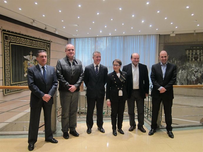 Urkullu Con Los Nuevos Presidentes Territoriales 