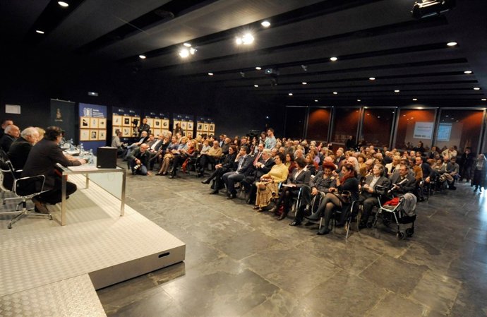 Presentación De Sangre Y Arena