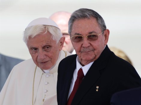 Raúl Castro Y Benedicto XVI En Cuba