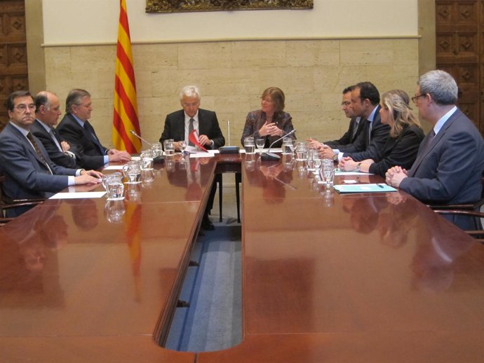 Bozal Y Mascarell Presiden La Firma De Un Acuerdo Para Potenciar El Catalá