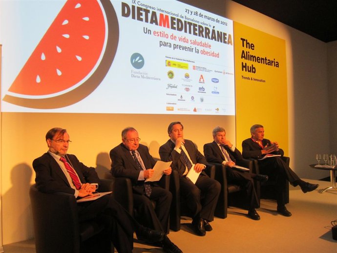 Josep Lluís Bonet, Josep Maria Pelegrí Y Fernando J. Burgaz