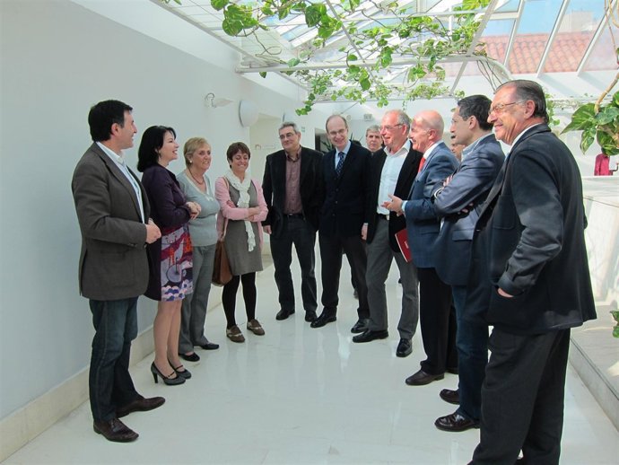 Los Líderes De UGT Y CCOO,  En El Parlamento De Cantabria