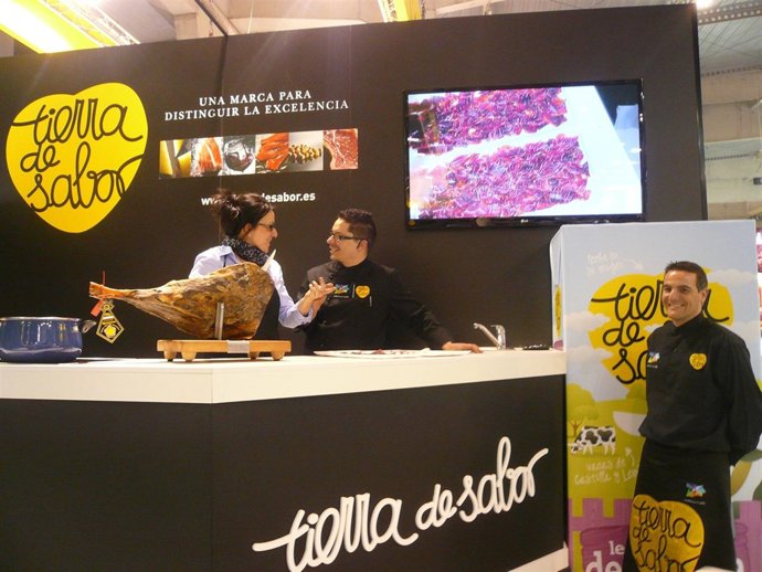 Expositor De Cecina De León En Alimentaria