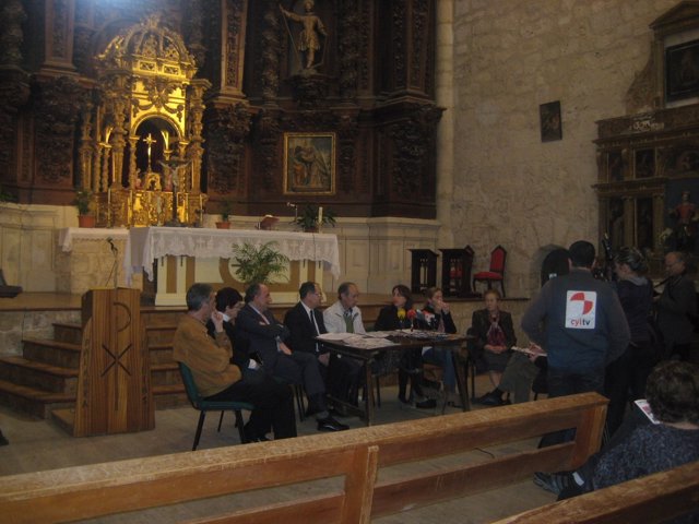 Firma Del Acuerdo Para La Apertura De Templos