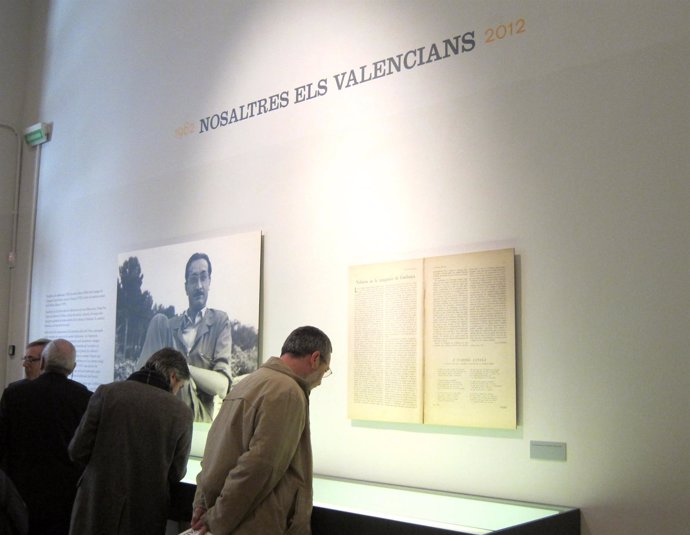 Exposición Sobre 'Nosaltres Els Valencians' De Fuster En La Universitat