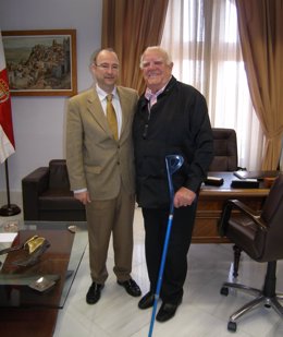 El Alcalde De Almería Con El Actor Eduardo Fajardo 