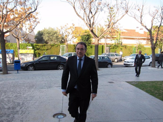 El Director De Operaciones De Banco Sabadell, Miguel Montes