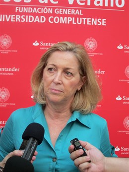 Concepción Dancausa En Los Cursos De Verano De La UCM