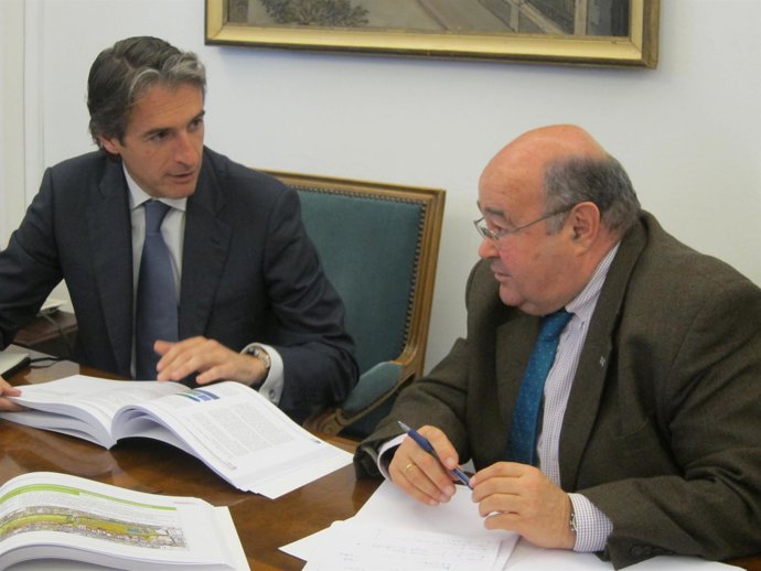 Reunión Del Alcalde Con El Rector