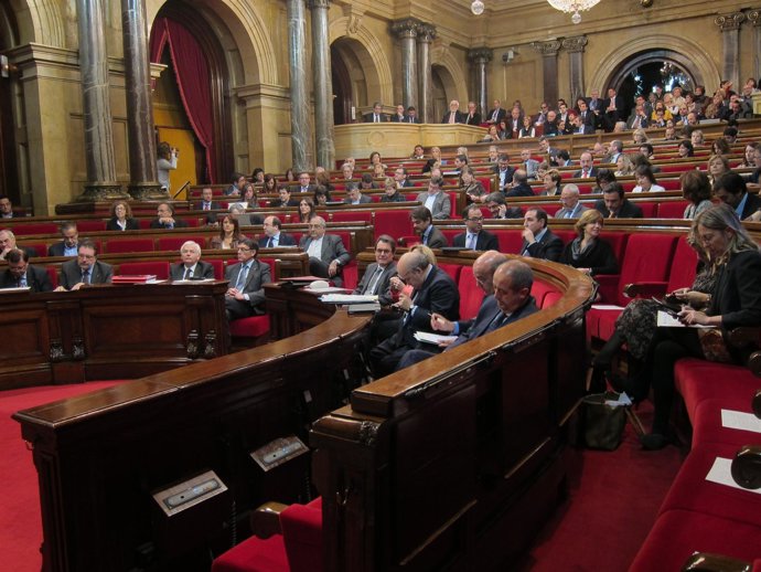 Pleno Del Parlament
