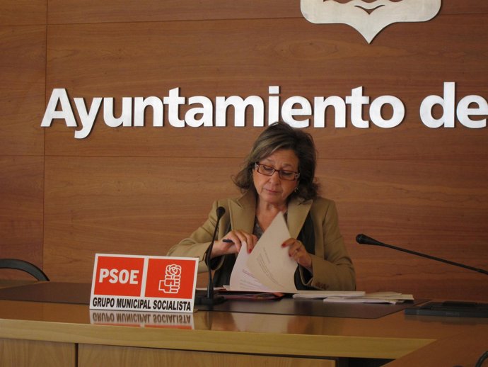 La Concejala Del PSOE Concha Arribas
