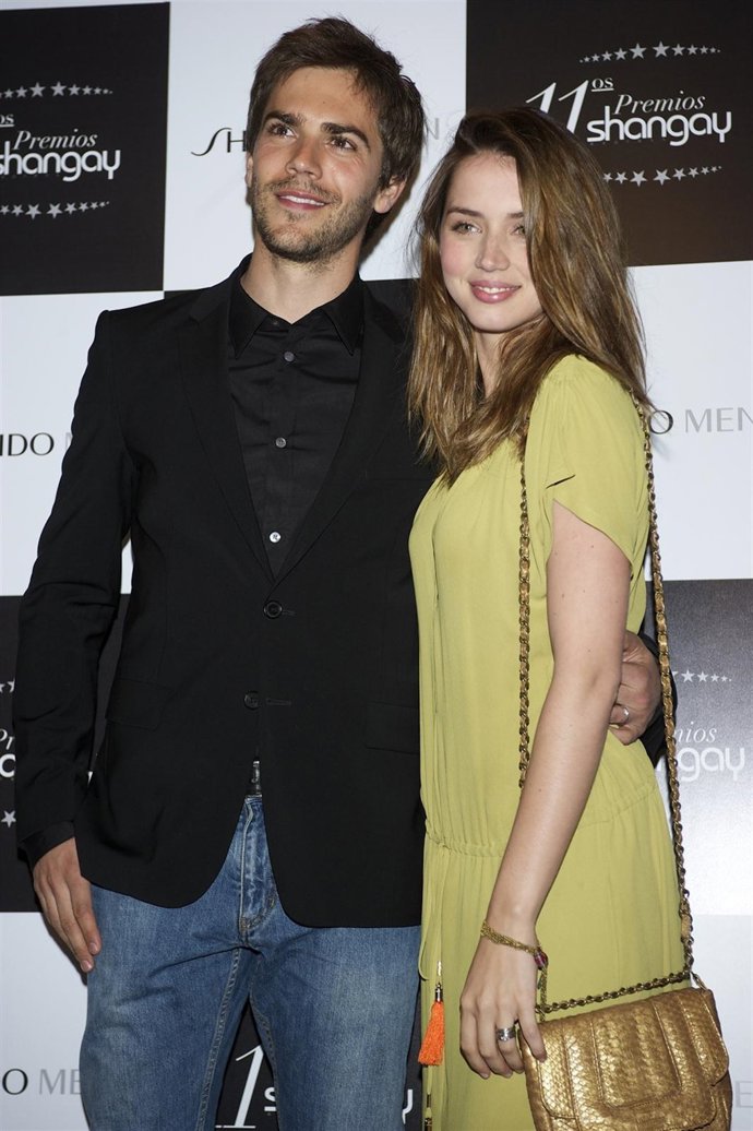 Marc Clotet Y Ana De Armas En Un Photocall