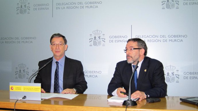 El Delegado Del Gobierno, Joaquín Bascuñana, Y El Jefe Provincial De Tráfico