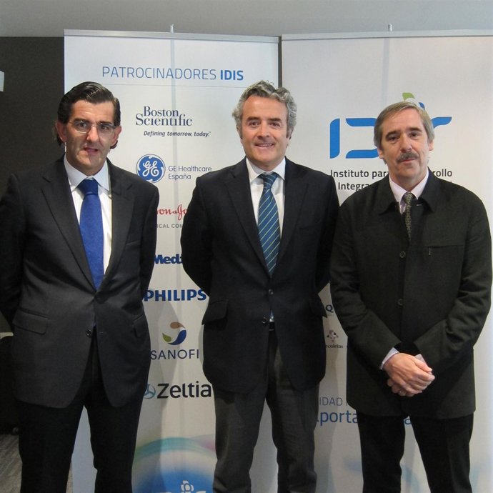 (De Izq A Drcha) Juan Abarca, Iñaki Ereño Y Fernando Mugarza