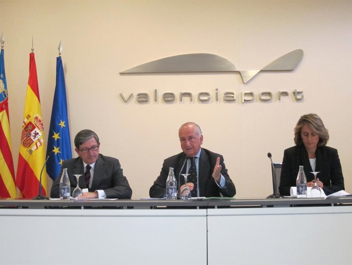 El Presidente De La APV, Rafael Aznar, Comparece Tras El Consejo.