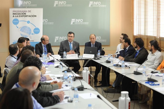 Encuentro De Trabajo Con Empresas 