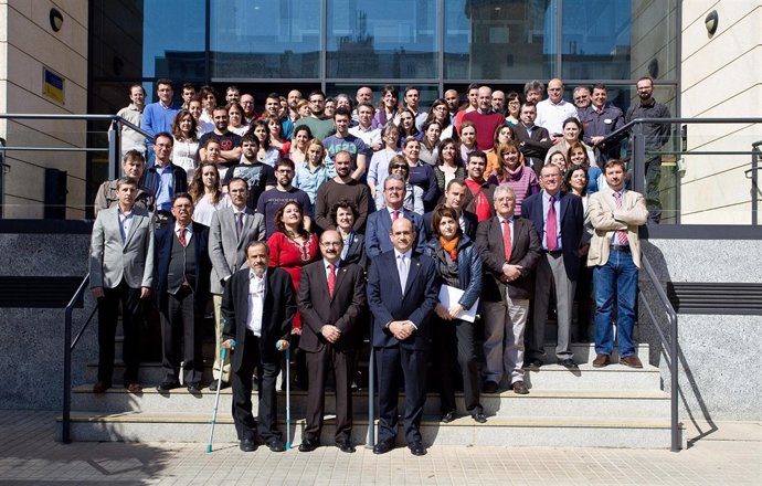 Servicios Generales De La US Facturan 700.000 Euros En 2011