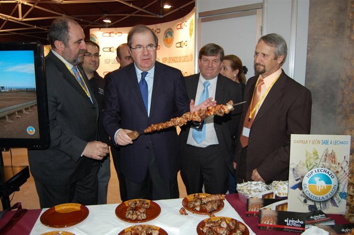 Juan Vicente Herrera, Durante El Acto De Apoyo A La IGP Lechazo De Cyl.