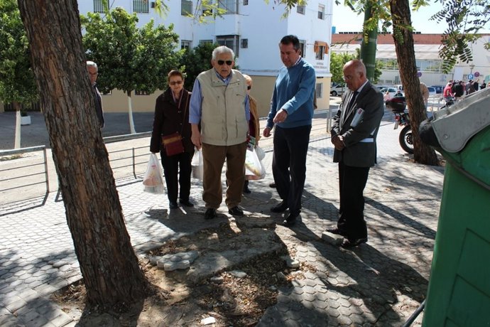 Espadas En La Macarena
