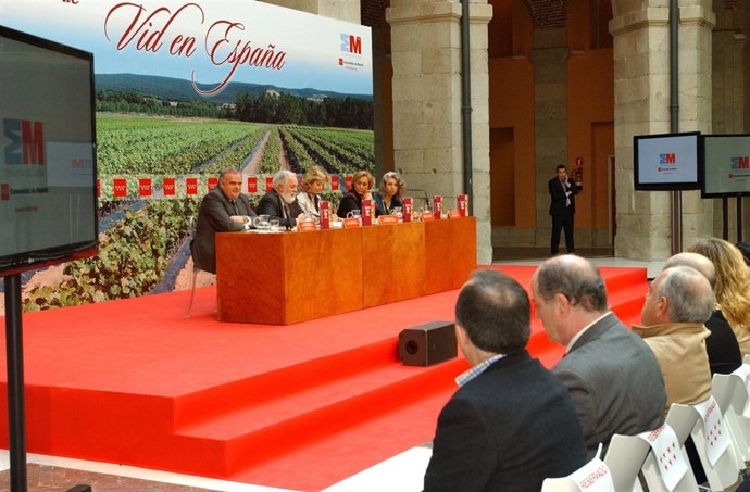 Miguel Arias Cañete En La Presentación De Un Libro