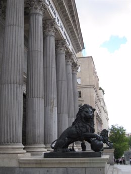 Fachada Del Congreso De Los Diputados