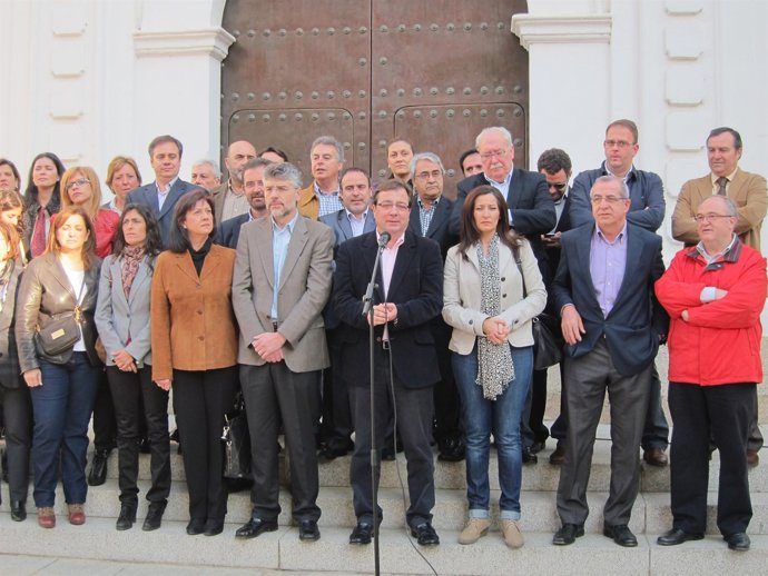 Vara Con Los Diputados Socialistas 