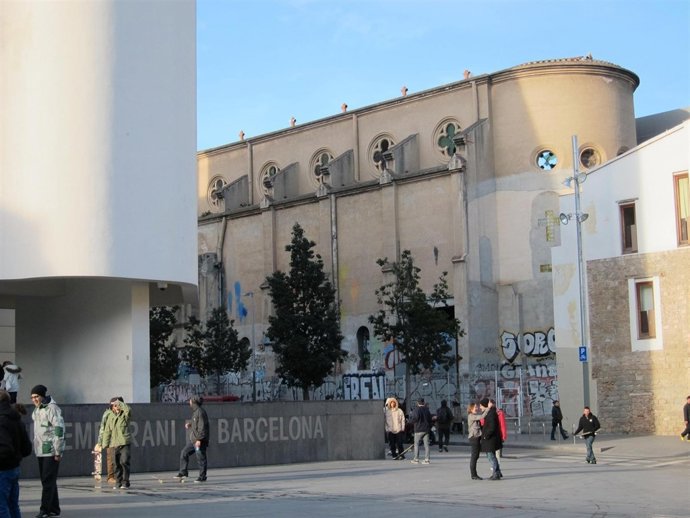 Capilla De La Calle Montalegre En Barcelona Junto Al Macba