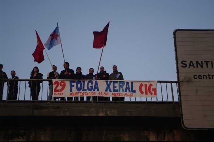 Piquetes De La CIG En Santiago Huelga