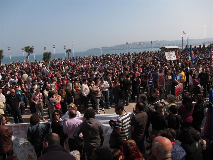 Manifestación En Gijón Contra La Reforma Laboral