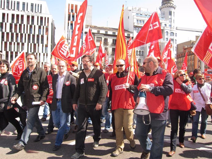 Lóriz Y Buey (UGT Y CC.OO. Aragón) En Manifestación En El Día De Huelga General
