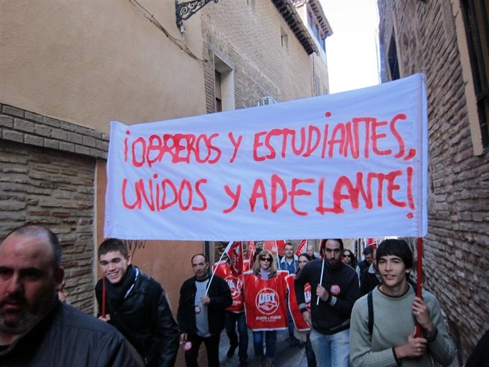 ESTUDIANTES - HUELGA GENERAL