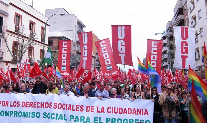 Manifestación Por La Huelga General En Sevilla.
