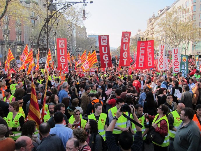 Manifestación En Barcelona Durante La Huelga General