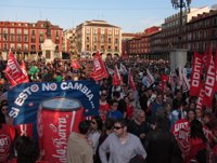 Sindicatos califican de "histórica" la manifestación de Valladolid y recalcan que es "el comienzo de la lucha"
