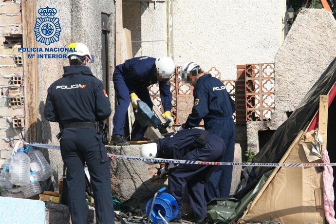 La Policía Nacional Localiza El Cadáver De Una Persona En Un Pozo