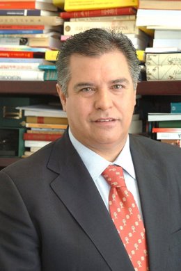 Dr. Bartolomé Beltrán