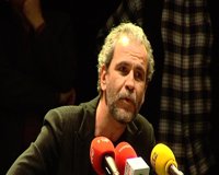 Willy Toledo declara ante el juez tras ser detenido y pasar la noche en Comisaría al ser denunciado por destrozos
