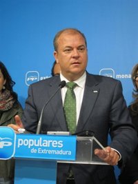 AV.- Monago destaca sobre la propuesta de Balboa que se ha sacado "del cajón" un expediente que "ya estaba terminado"