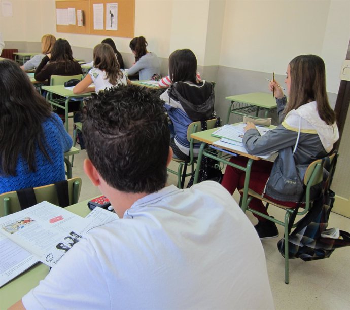 Estudiantes En  Aulas